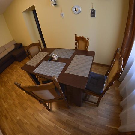 Apartment Luca Poarta Schei Brasov Bagian luar foto