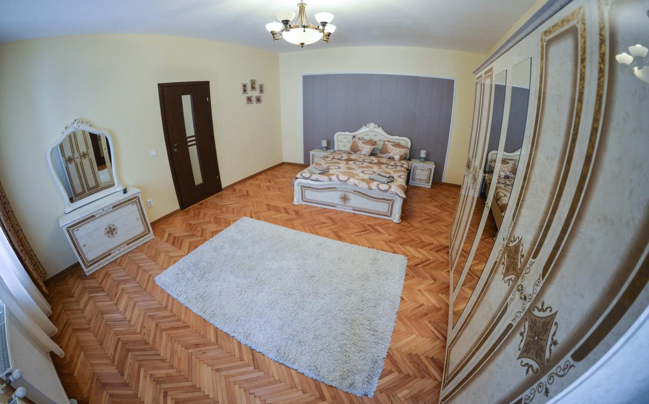 Apartment Luca Poarta Schei Brasov Bagian luar foto